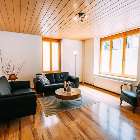 아파트 Cozy In Centre Of