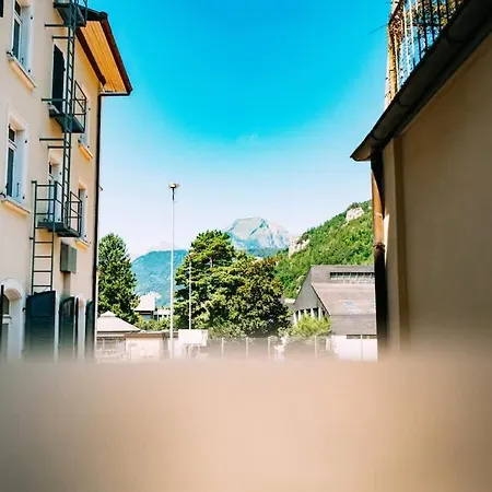 Cozy In Centre Of
